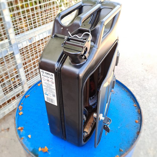 Blacks Custom Jerry Can Bar - Image 3